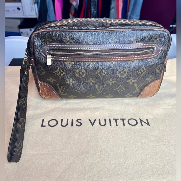 Authentic Louis Vuitton Clutch - Picture 2 of 12